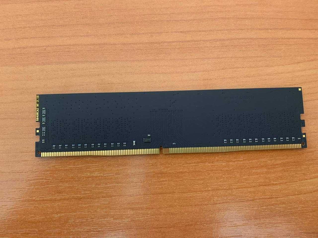 Оперативна пам'ять для ПК Samsung 8GB DDR 4-3200 (1600МГц)
