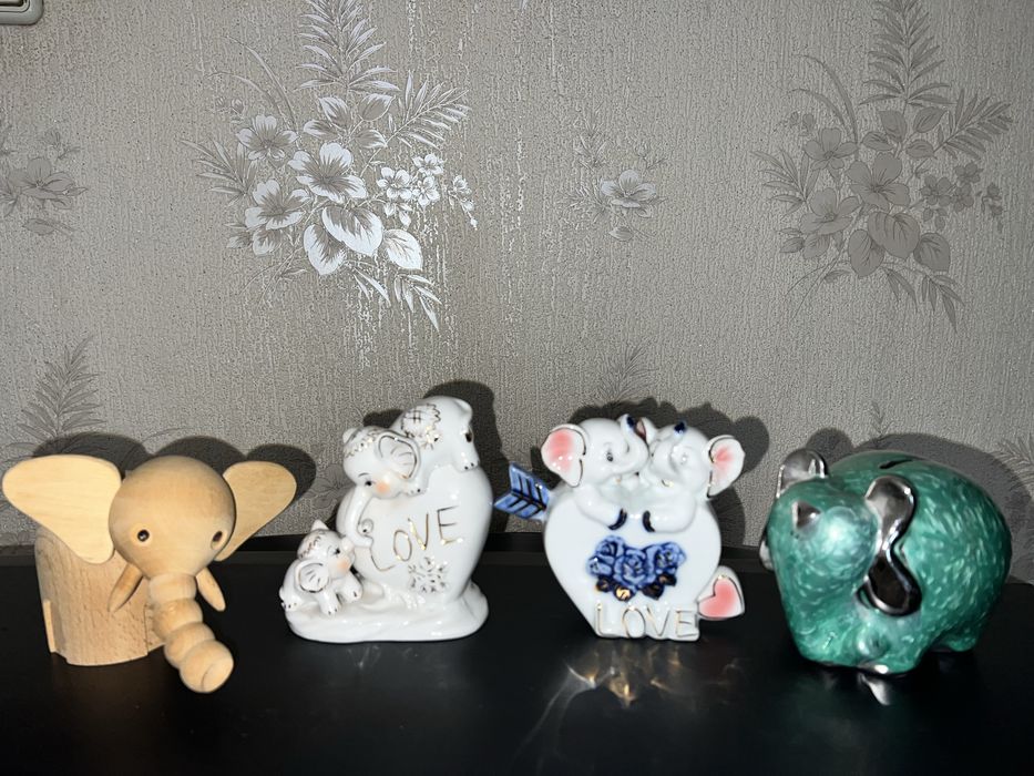 Слон-копилка. Слоны. Слоник.