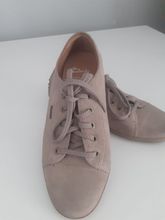 Pułbuty damskie Clarks, rozmiar 36