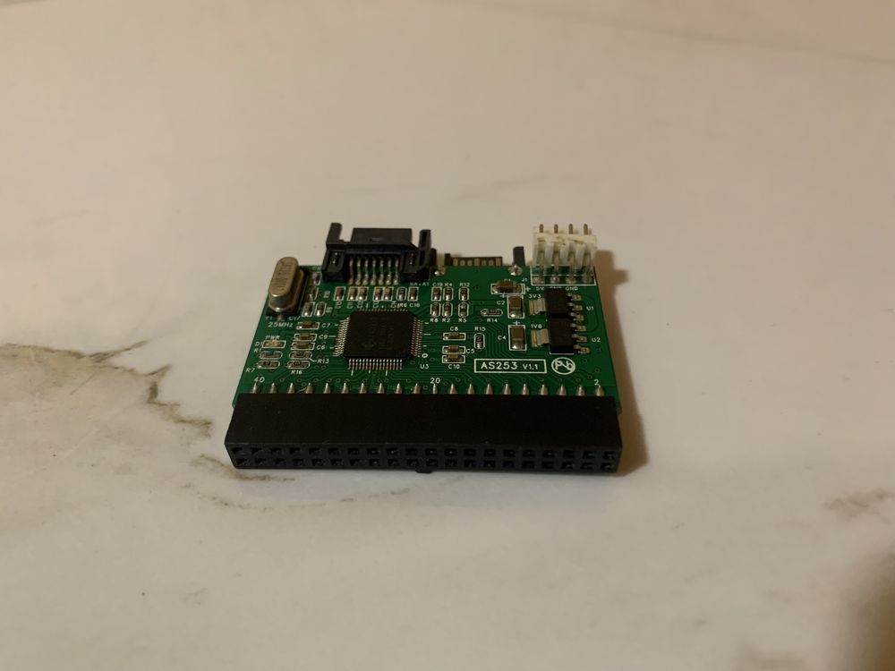 Переходник  2в1 ide sata / sata ide адаптер + кабель питания и Sata