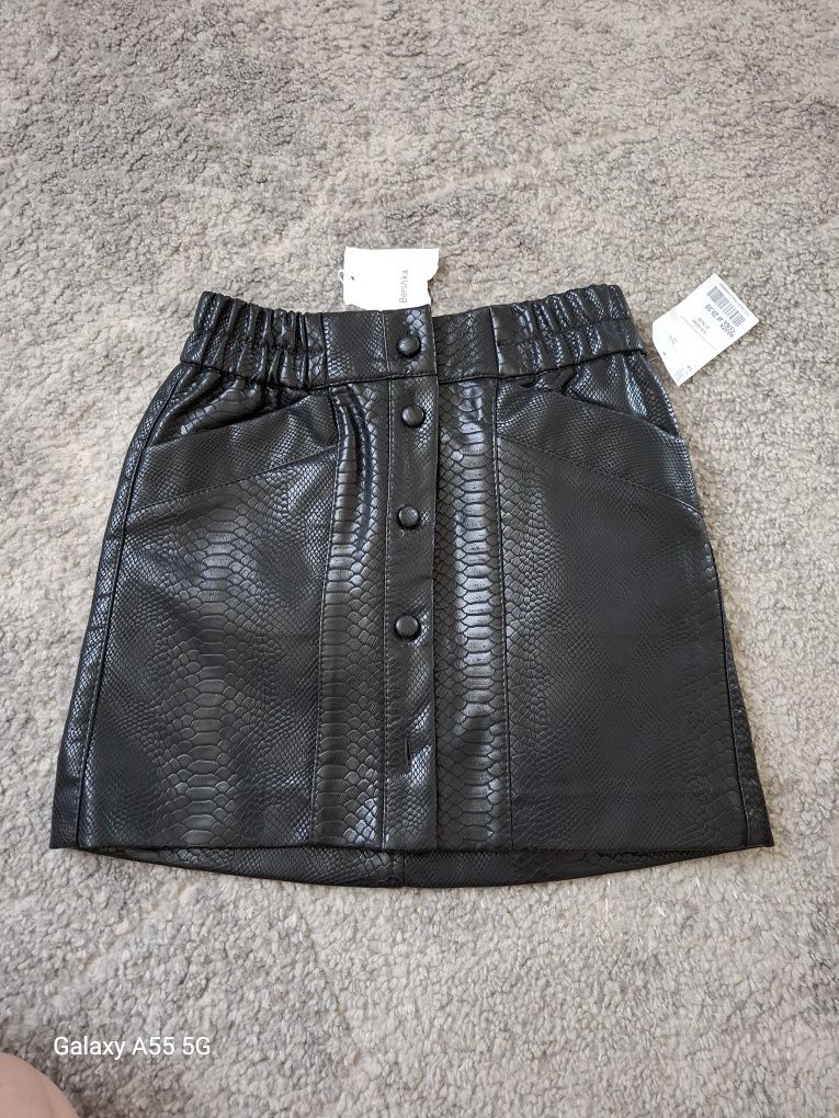 Nowa bershka spódniczka wężową xs