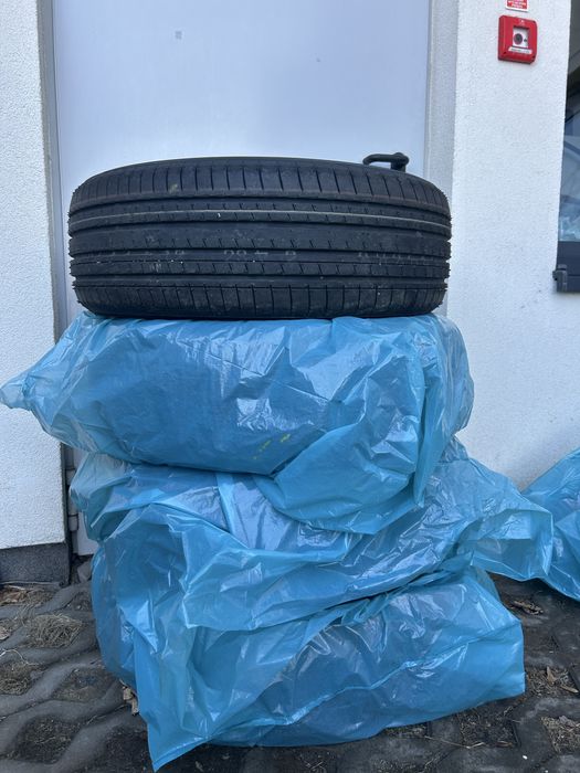 NOWE Yokohama Advan V61 225/55/18