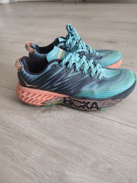 Hoka One Speedgoat 4 Damskie r.39 1/3 długość wkładki 24,5 cm.
