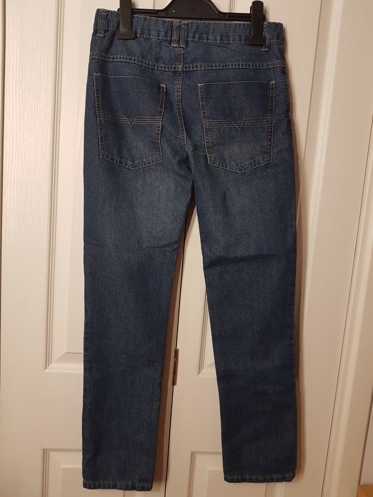 Jeansy  NOWE 143/155 cm spodnie regular chłopięce