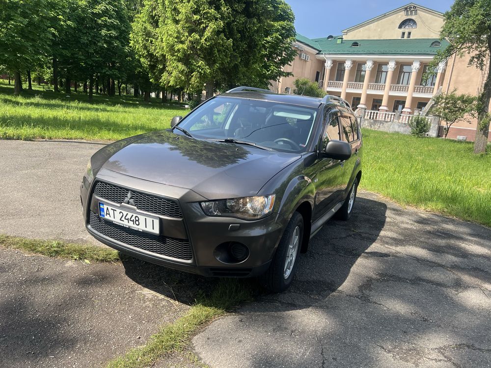 Outlander2.0 бензин