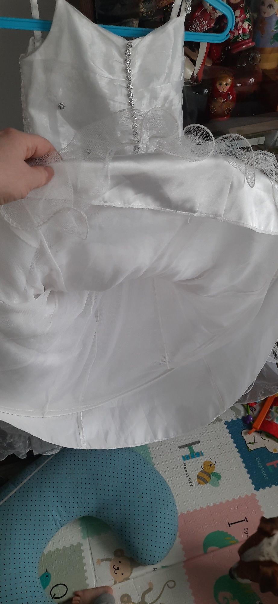 Biała sukienka księżniczki długość 73 cm
