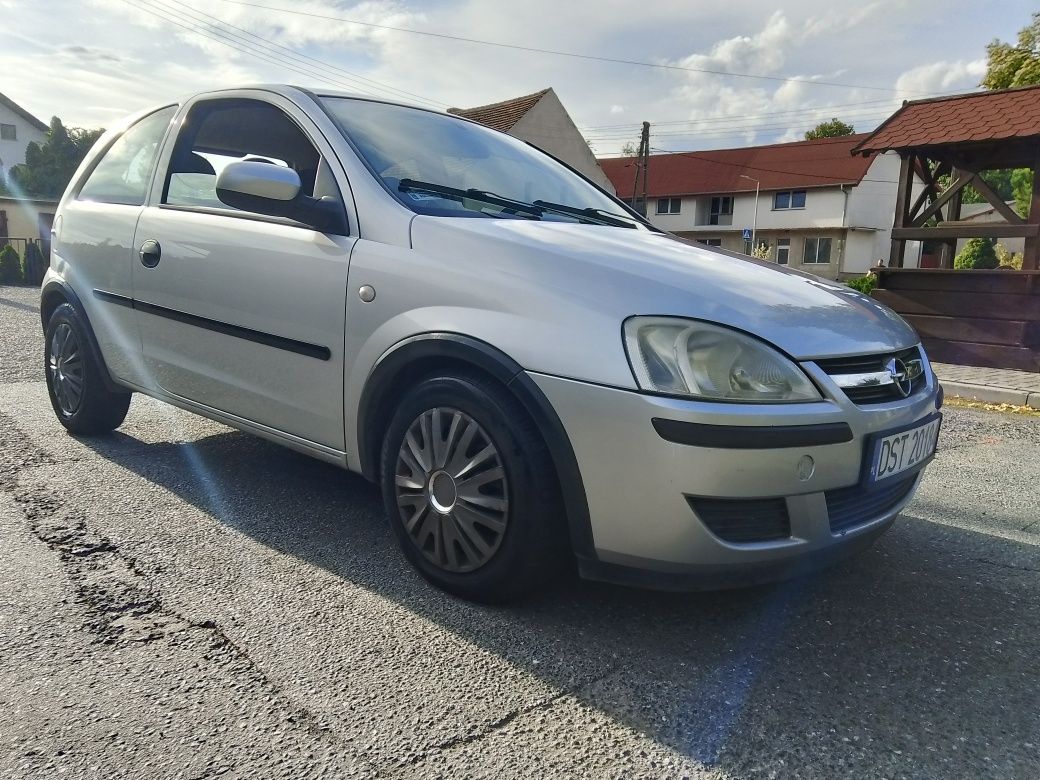 Opel Corsa ładna Lift ,Klima,elek szyby ,przebieg 180tyś