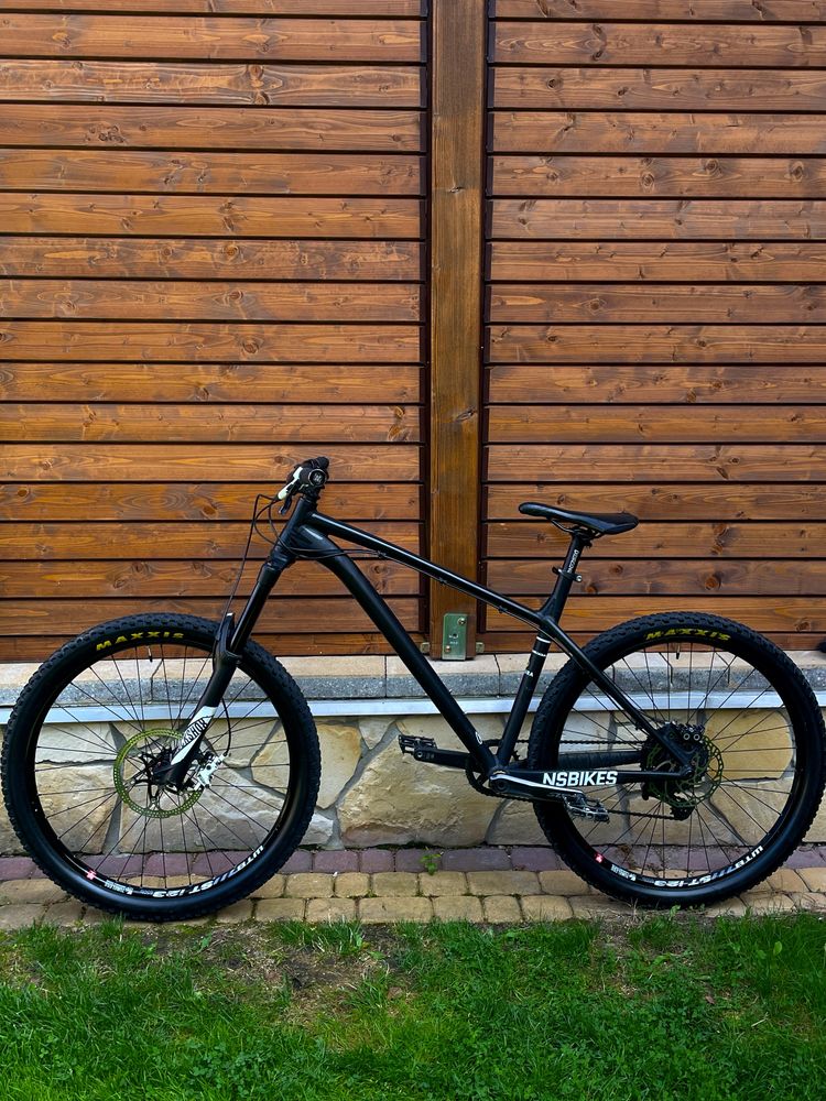 NS Eccentric Evo 27.5 L [ Primal Hornet Meta Roscoe Laufey enduro ht ]