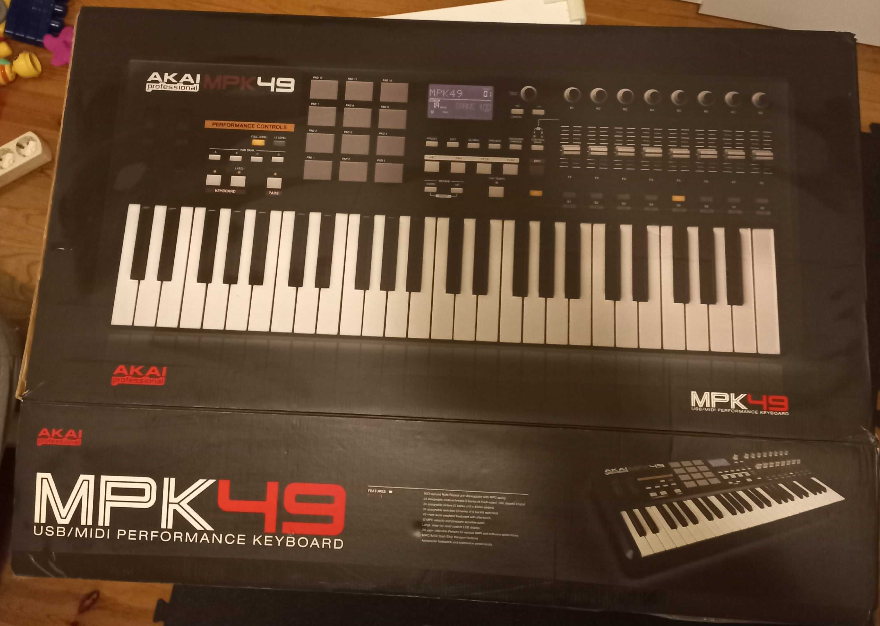 AKAI MPK 49 USB/MIDI Performance Keyboard