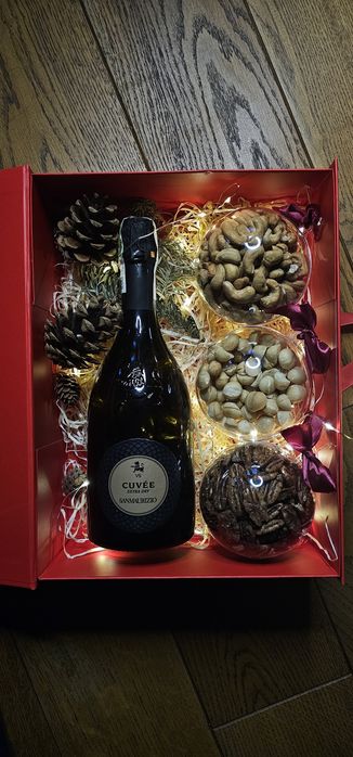 Подарочные наборы в коробках