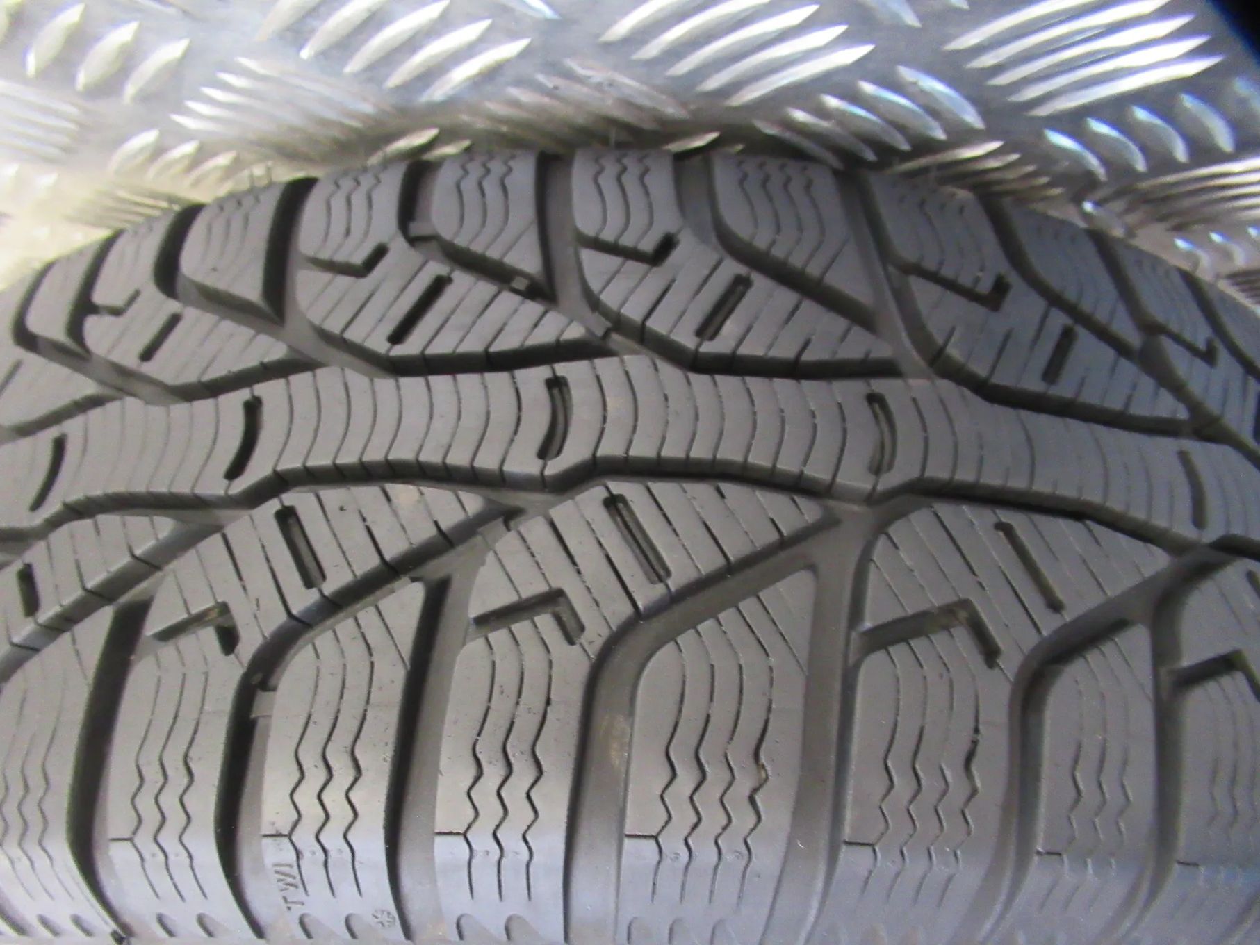 Koła Hyundai I10 I20 Kia Rio Toyota Yaris Suzuki Swift Ignis 5Jx14 et45 4x100