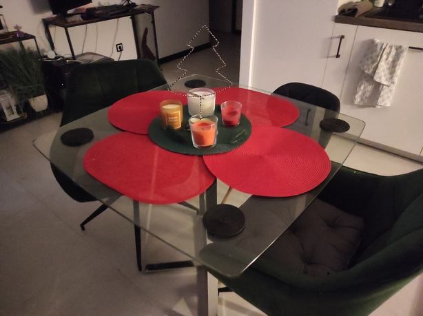 Stół, stolik kawowy, szklany, zestaw mebli salonowych