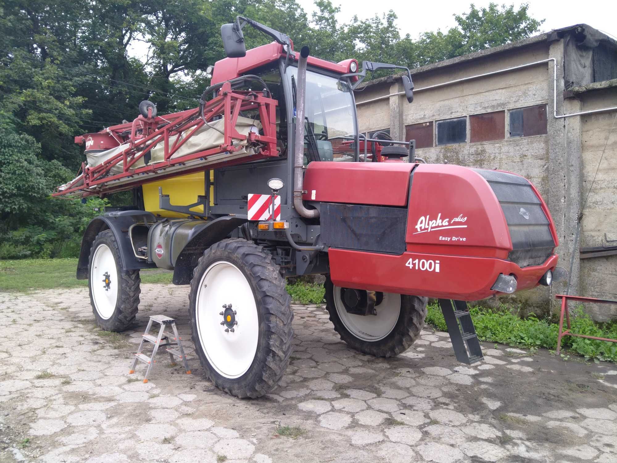 Naprawa pojazdów specjalistycznych 4VAC VACER Bucher Disab JCB