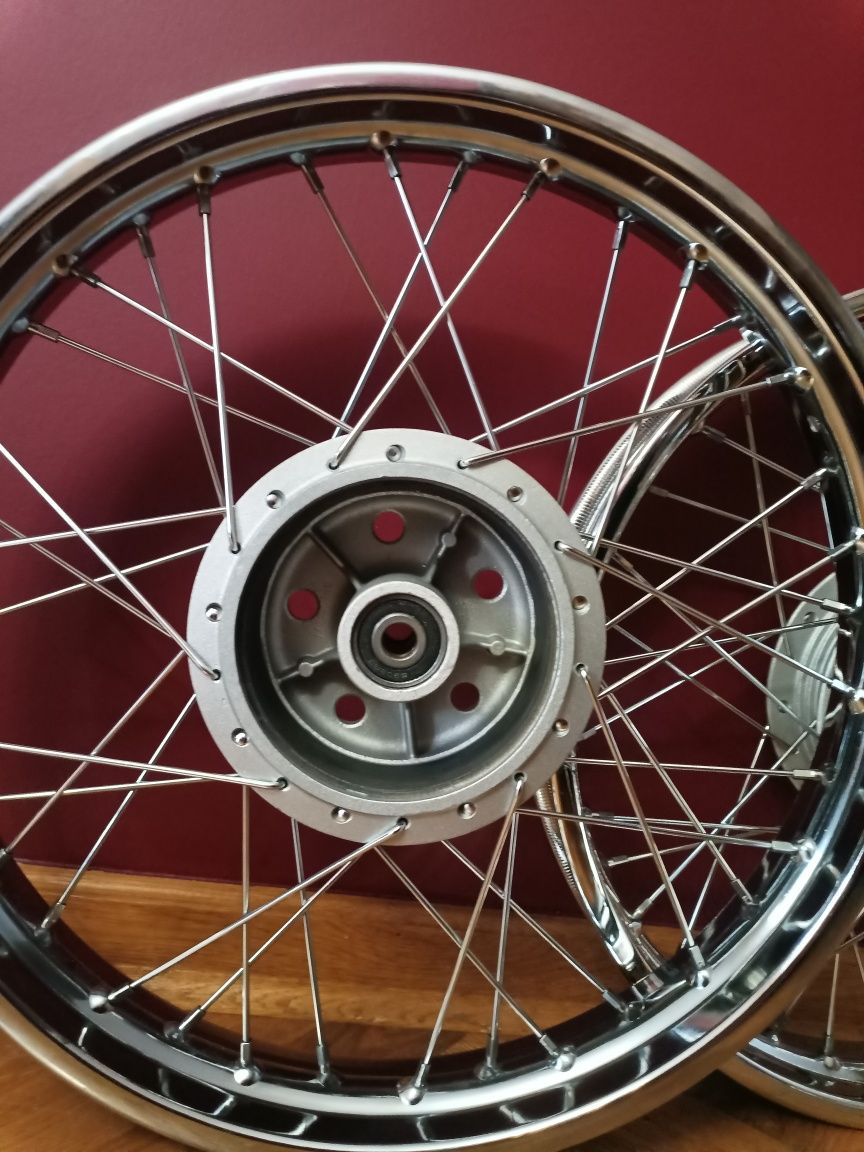 Koła wsk 125 B1 B3 odrestaurowane