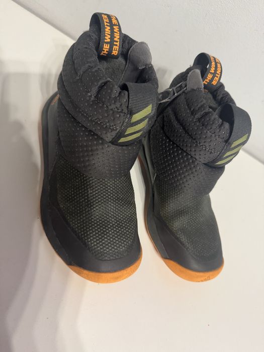 Зимові  Adidas 32 розмір
