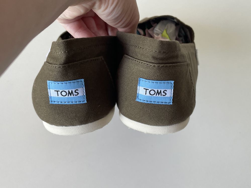 Toms мокасини еспадрильї р. 44 оригінал хакі