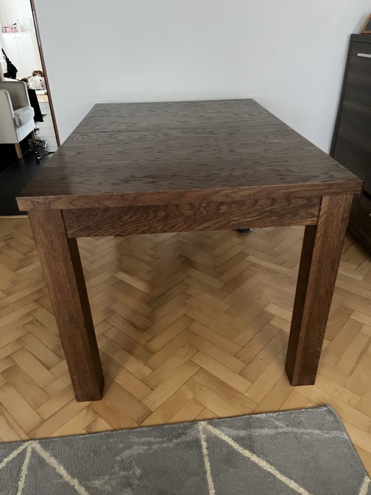Stół rozkładany 130(180)x85 x76 wys., masywny, ze sklejki, stan 99/100