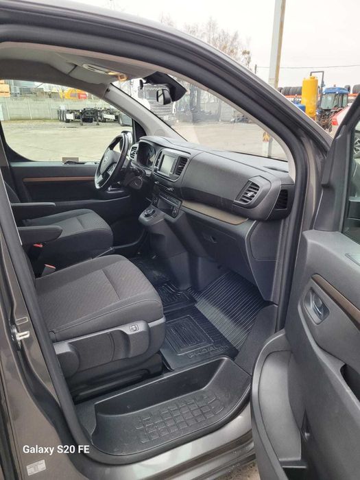 Toyota Proace Verso 8 osobowa (salonowa) (odliczenie VAT 23%)