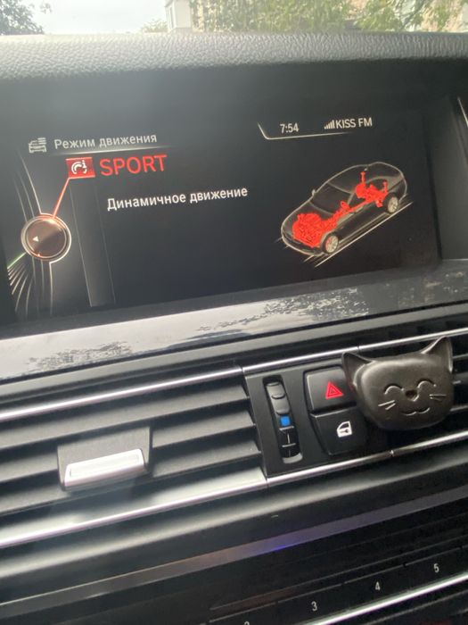 Продам бмв f10 2016 року повний привід