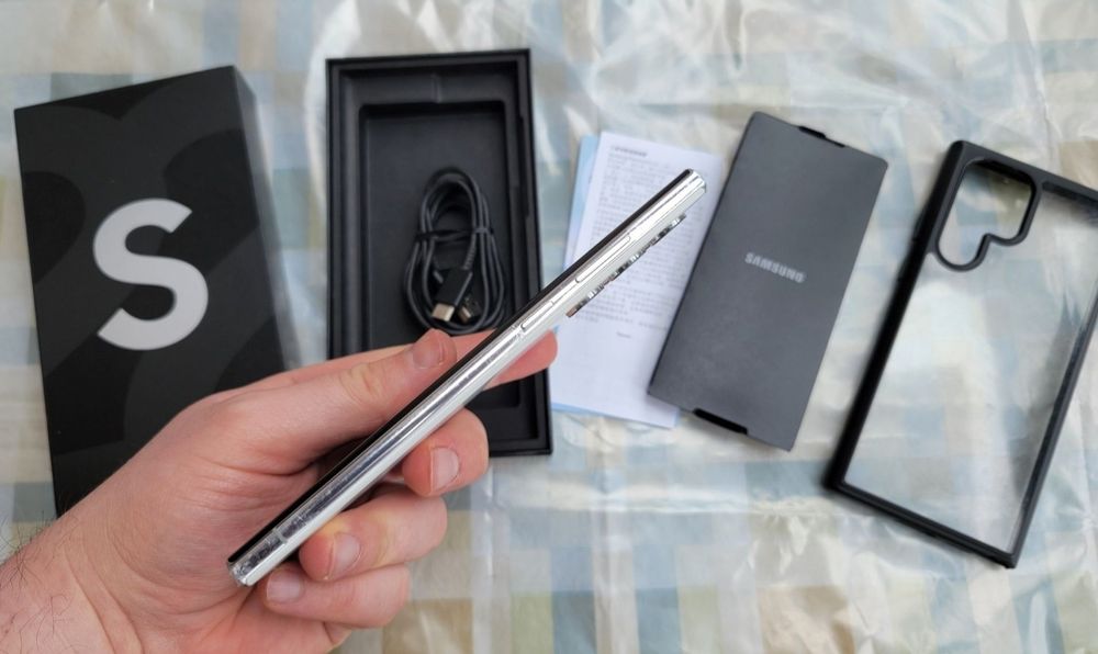 Samsung S22 Ultra SM-S9080.12/256GB.Snapdragon Gen1.2сим карты.