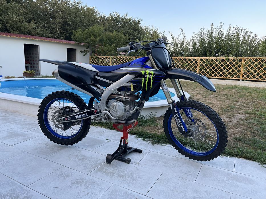 Yamaha yz 450 f de 2023 versao monster