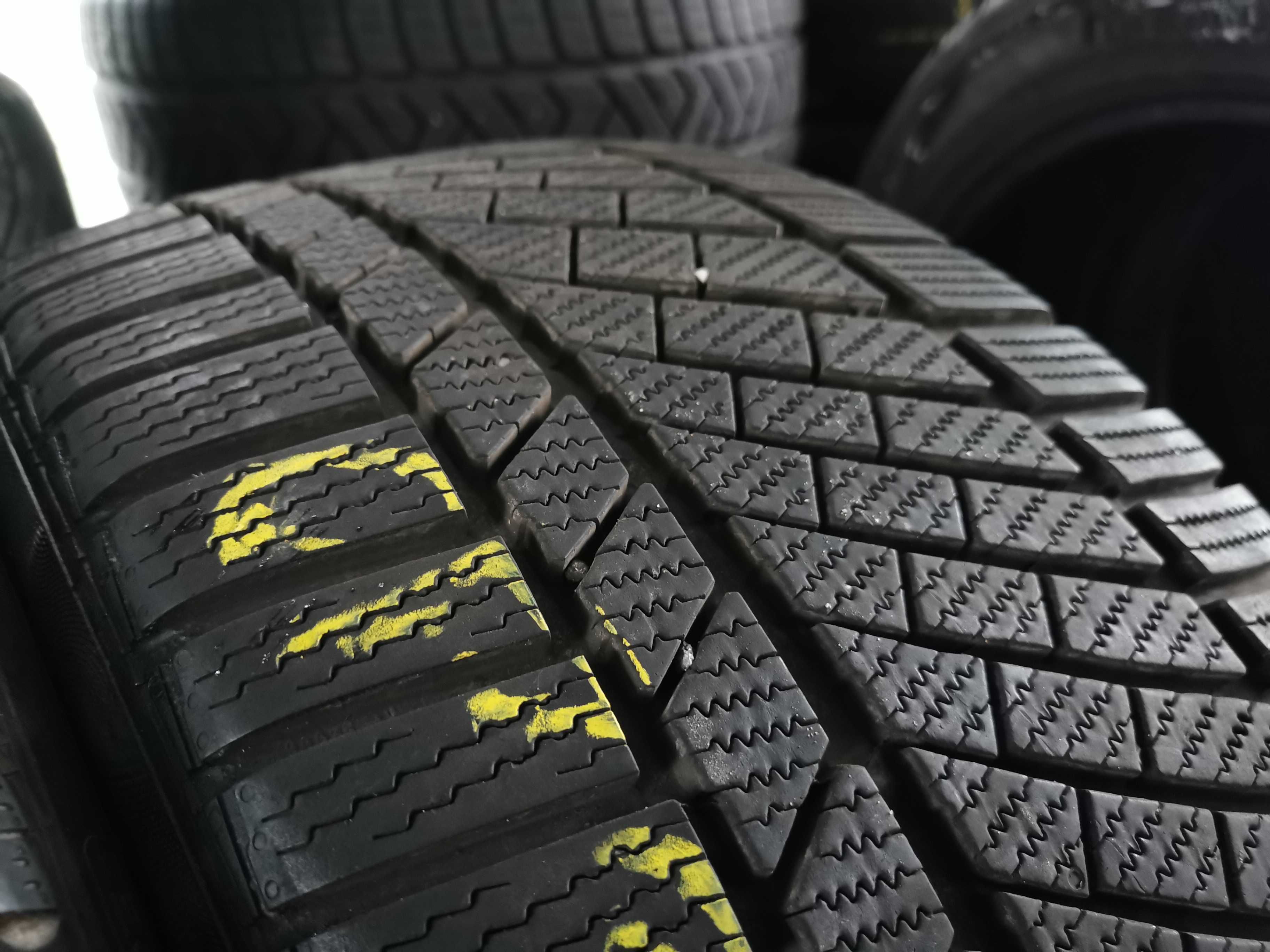 IDEALNE Continental ContiWinterContact TS830P 245/35r19 93V 7,3m N7996