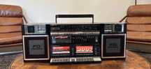 Vintage radio magnetowidu Sharp wf 939 boombox