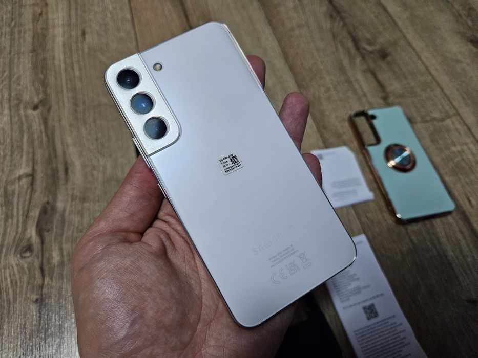 SMARTFON SAMSUNG Galaxy S22 128 GB jak nowy!