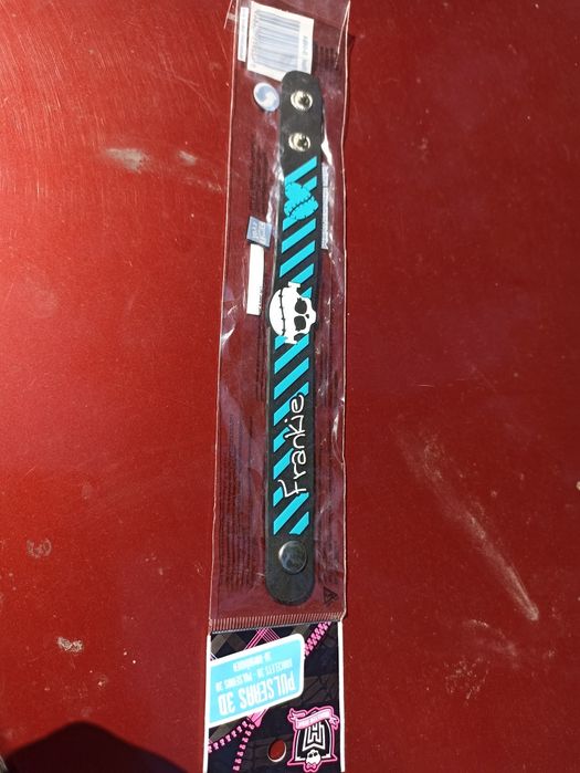 Silikonowa nowa nie używana opaska na rękę Monster