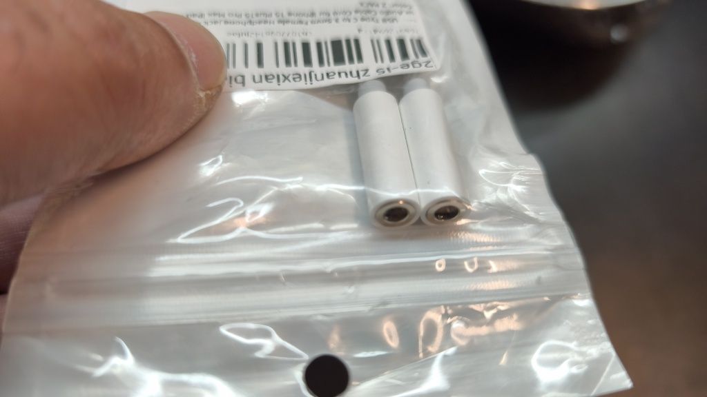 2 cabos conversores USB-C para Jack 3.5