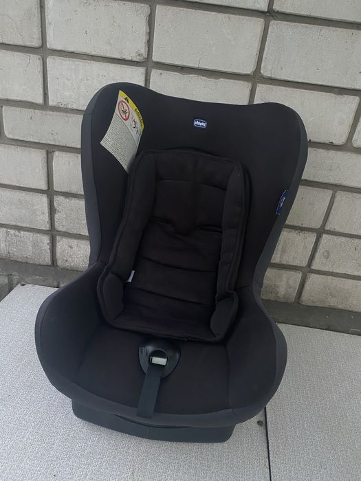 Автокрісло Chicco cosmos 0-13kg / 9-18kg