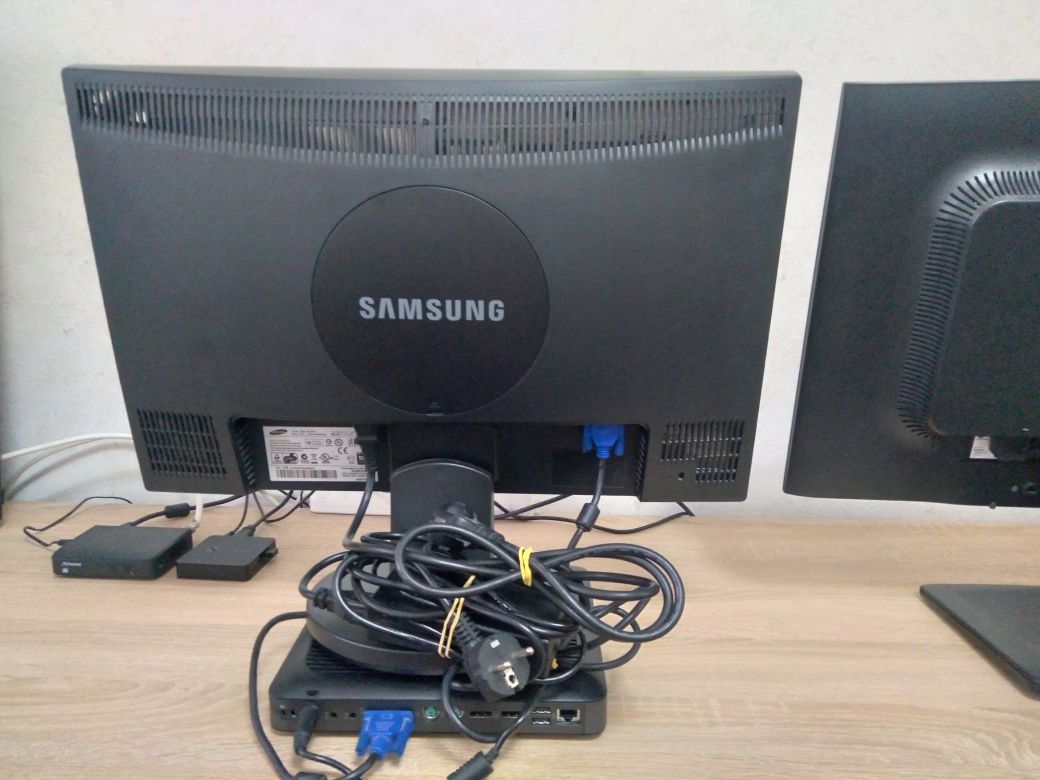 Продаж монітора HP Compaq LA2306x