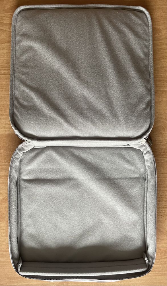 Etui case torba Toshiba na laptop