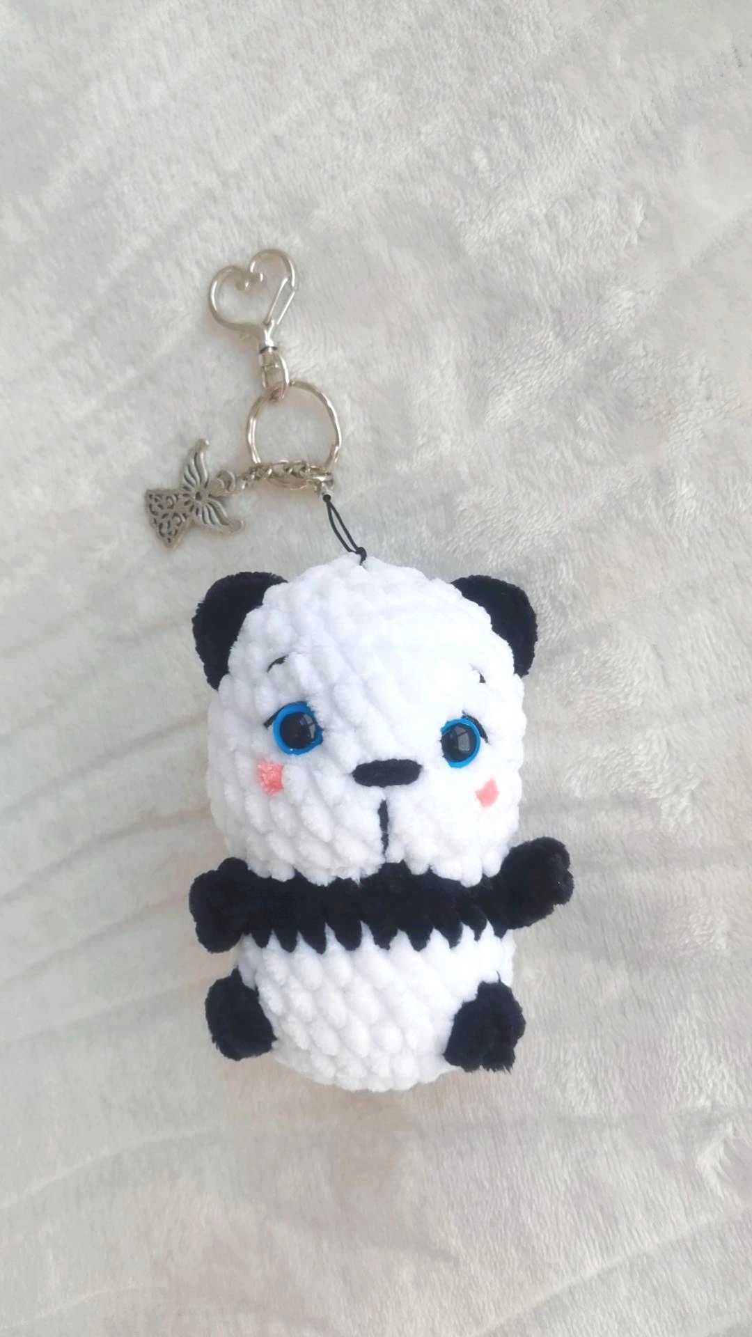 Miś panda na szydełku, zawieszka, brelok handmade