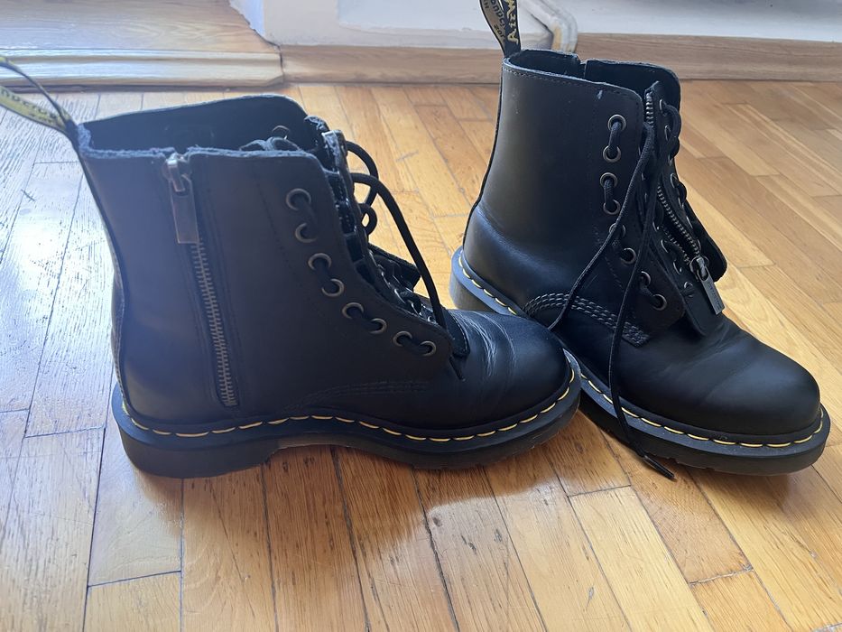 Dr. Martens 1460 Pascal Frnt Zip - Niski Obcas