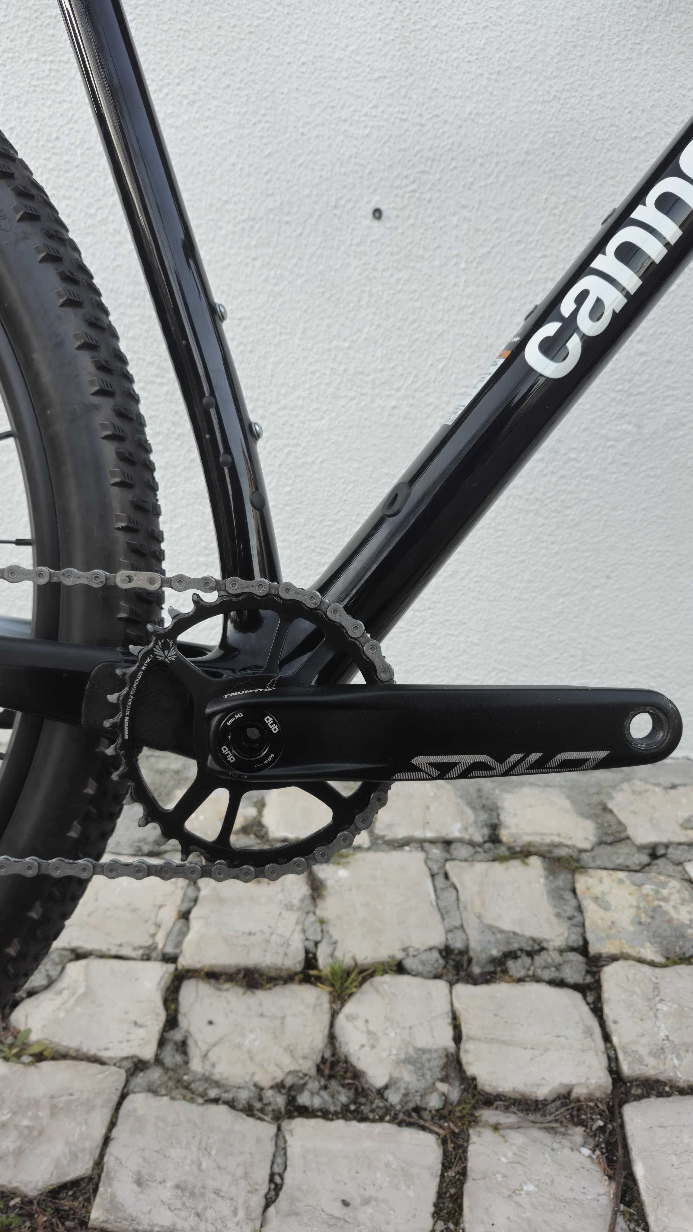 BTT Cannondale Carbon GX Suspensão Fox Bike Nova
