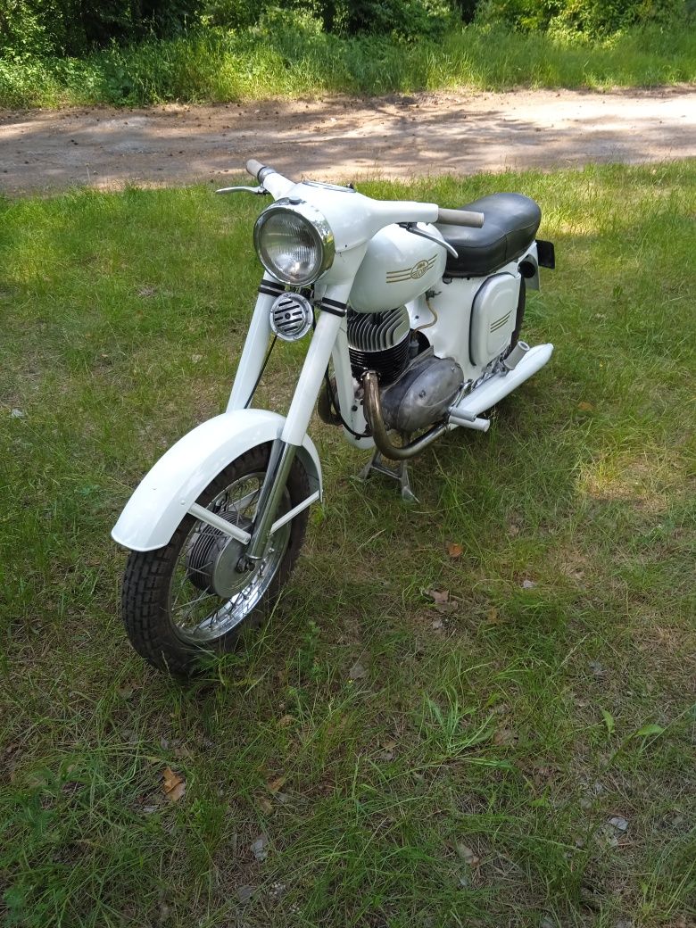 Продам ретро мотоцикл Ява