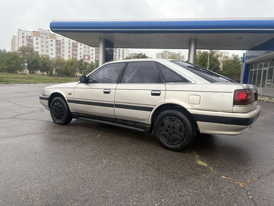 Продам мазду 626