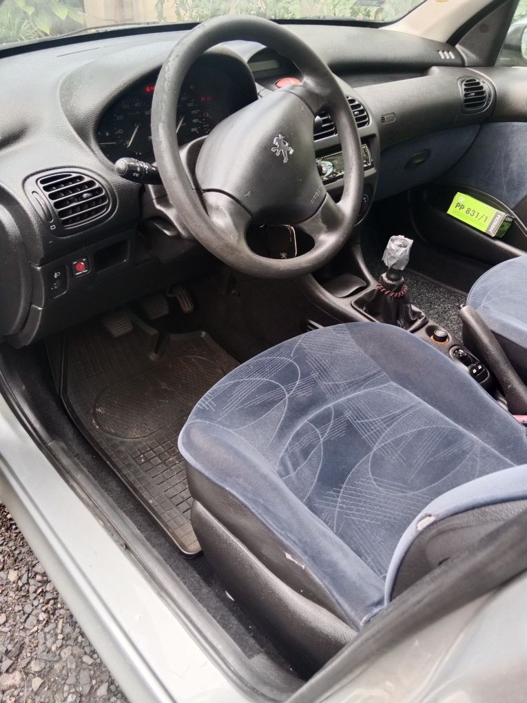 Auto dla początkującego lub do pracy