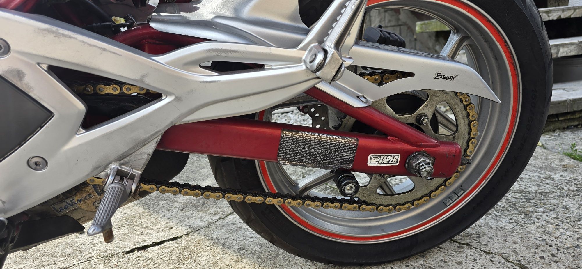 Kawaski ER6-N  2006r leovince