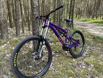 rower NS Bikes Soda Evo Coil w unikatowym kolorze.