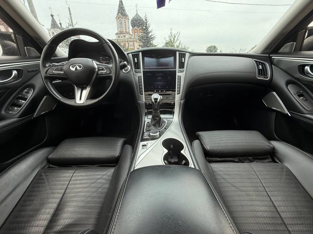 Infiniti Q50 silver sport 3.0