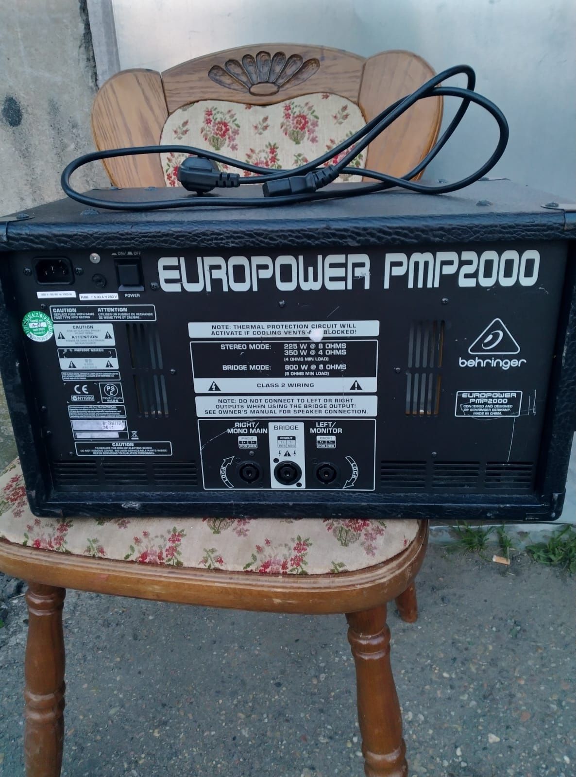 Powermikser Behringer PMP 2000D