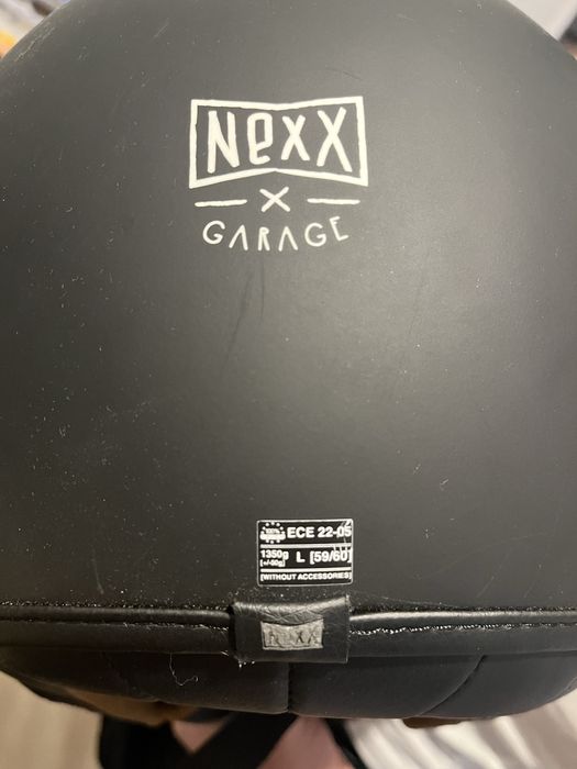 Capacete NEXX preto mate