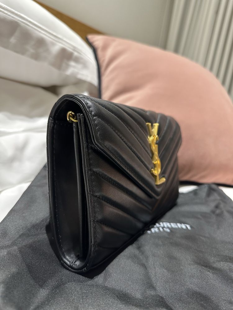 Mala YSL  Preta tamanho pequeno
