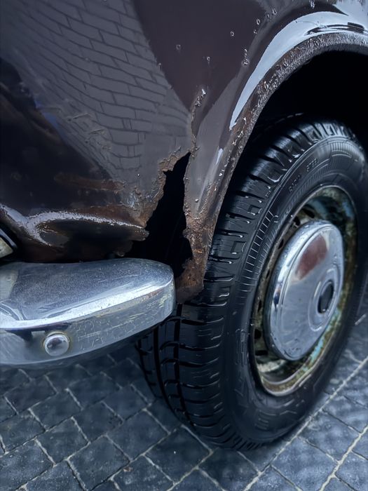 Продам ВАЗ-2103.