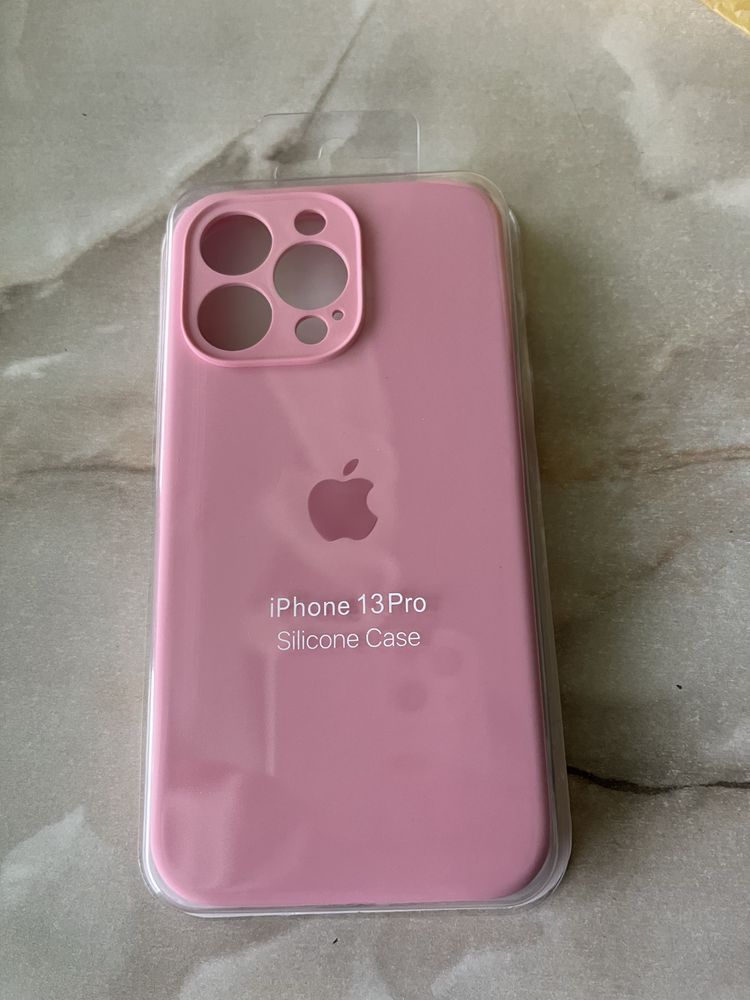 Чохол на iPhone 13 pro