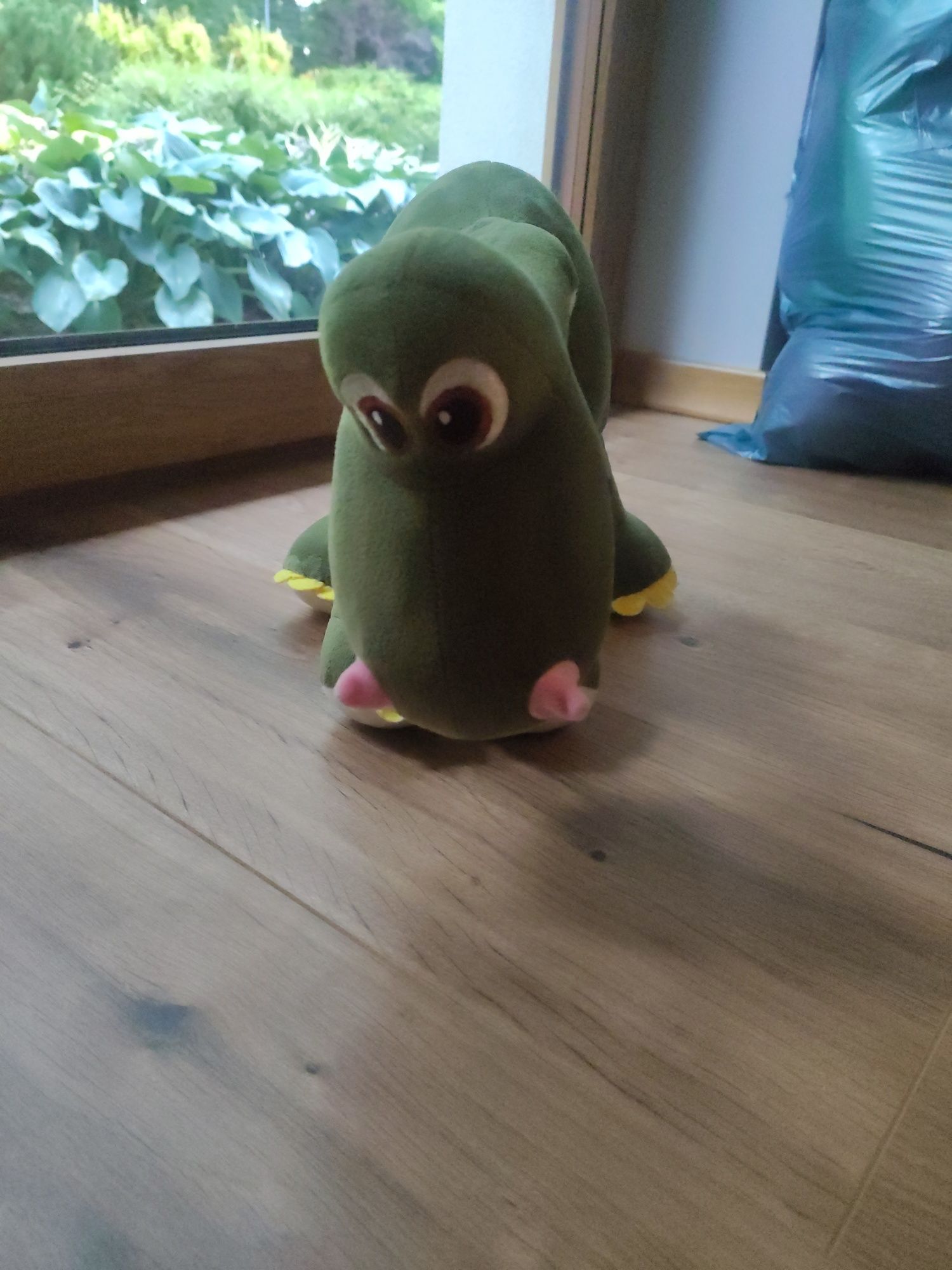 Dinozaur, maskotka, pluszak przytulanka