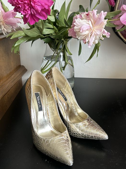 Czołenka złote na szpilce w stanie idealnym, rozm. 36