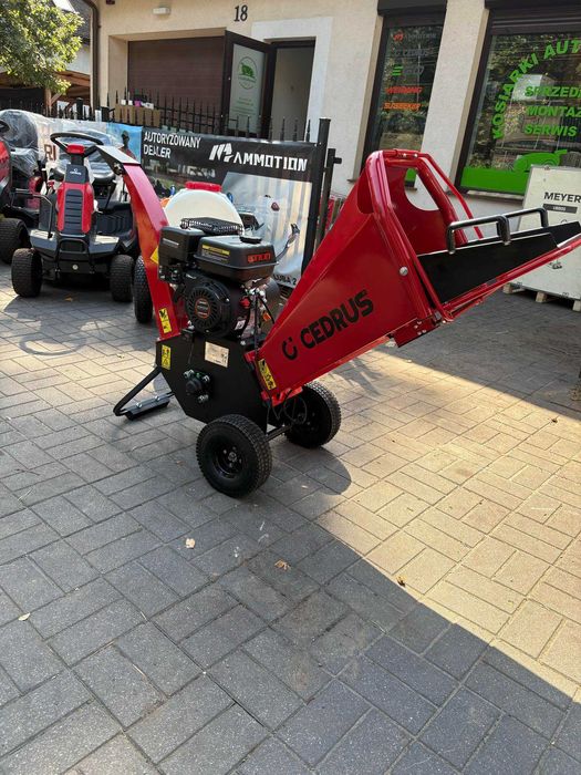 Rębak, rozdrabniacz spalinowy – gałęzie do 10 cm, mocny silnik Loncin